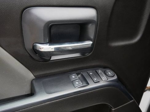 Used 2018 Chevrolet Silverado 1500 W/T w/ WT Convenience Package AWD/4WD image 15