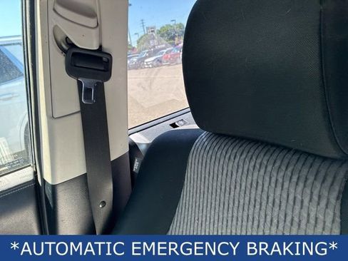 Used 2019 Toyota 4Runner SR5 AWD/4WD image 12