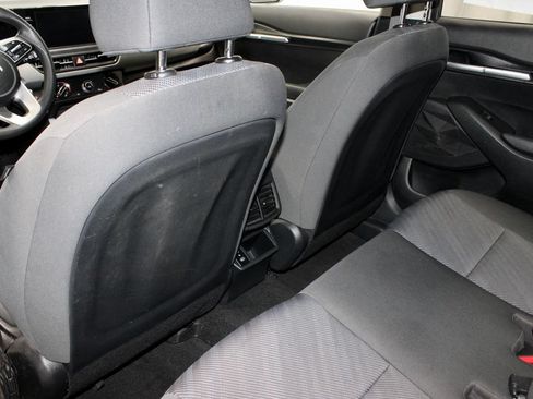 Used 2024 Kia Seltos LX AWD/4WD image 20