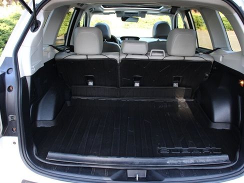 Used 2017 Subaru Forester 2.5i Premium AWD/4WD image 17