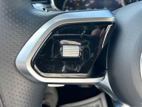 Used 2022 Jaguar XF R-Dynamic SE image 24