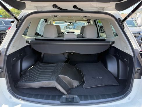 Used 2023 Subaru Forester Premium AWD/4WD image 13
