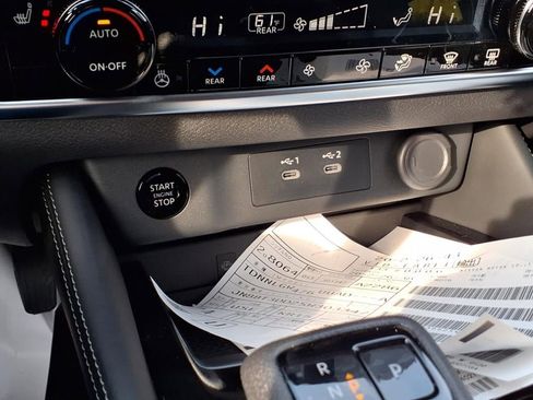 New 2025 Nissan Rogue Platinum w/ Tech Package image 26