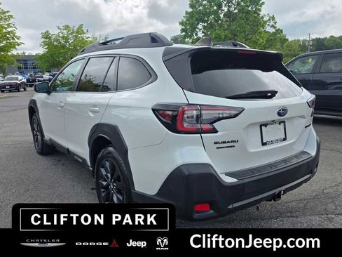 Used 2023 Subaru Outback Onyx Edition AWD/4WD image 6