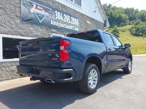 Used 2021 Chevrolet Silverado 1500 RST AWD/4WD image 3