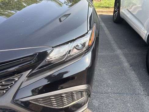 Used 2024 Toyota Camry SE FWD image 12