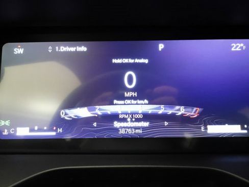 Used 2023 Jeep Grand Cherokee Altitude image 14