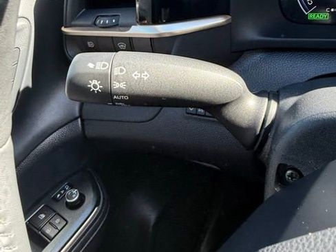 Used 2023 Toyota Crown XLE image 23