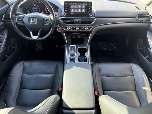 Used 2020 Honda Accord Touring image 14