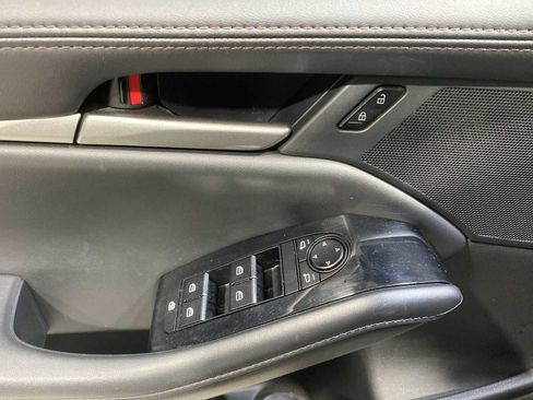 Used 2024 MAZDA MAZDA3 s FWD image 23