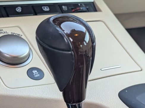 Used 2013 Lexus ES 350 w/ Luxury Pkg image 12