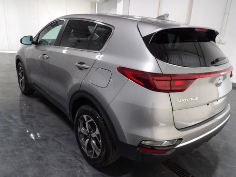 Used 2022 Kia Sportage LX FWD image 5