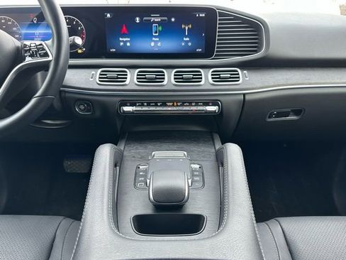 Certified 2025 Mercedes-Benz GLE 450 4MATIC image 13
