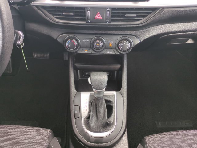 Used 2023 Kia Forte LXS w/ LXS Technology Package FWD image 18