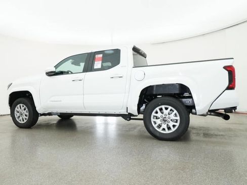 New 2026 Toyota Tacoma SR5 AWD/4WD image 20