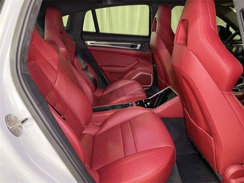 Used 2021 Porsche Panamera GTS image 22