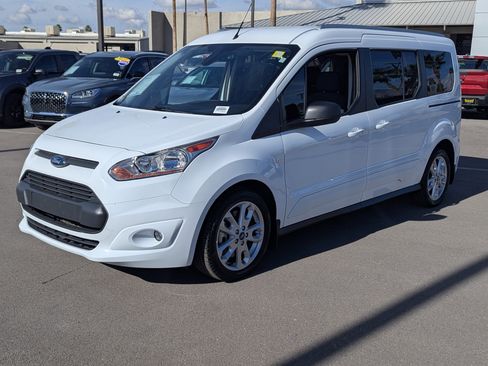 Used 2018 Ford Transit Connect XLT image 5