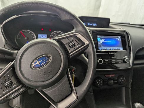 Used 2017 Subaru Impreza 2.0i image 18