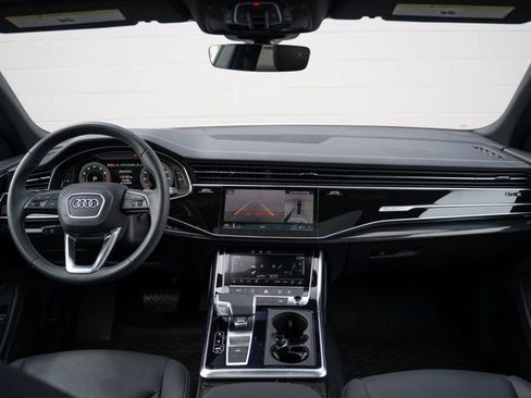 Used 2025 Audi Q8 Premium Plus w/ Premium Plus Package AWD/4WD image 21