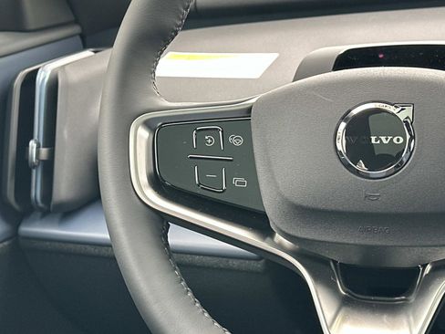 New 2026 Volvo EX30 Cross Country Ultra image 8