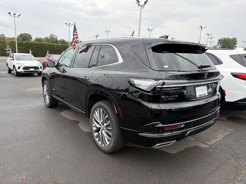 New 2026 Buick Enclave Avenir image 8