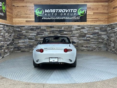 Used 2018 MAZDA MX-5 Miata Grand Touring image 17