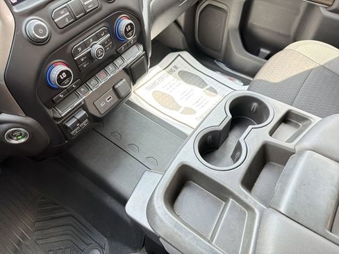 Used 2021 Chevrolet Silverado 1500 RST AWD/4WD image 8