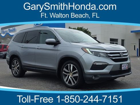 Used 2017 Honda Pilot Elite image 1