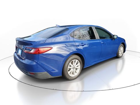 Certified 2025 Toyota Camry LE w/ Convenience Package FWD image 6