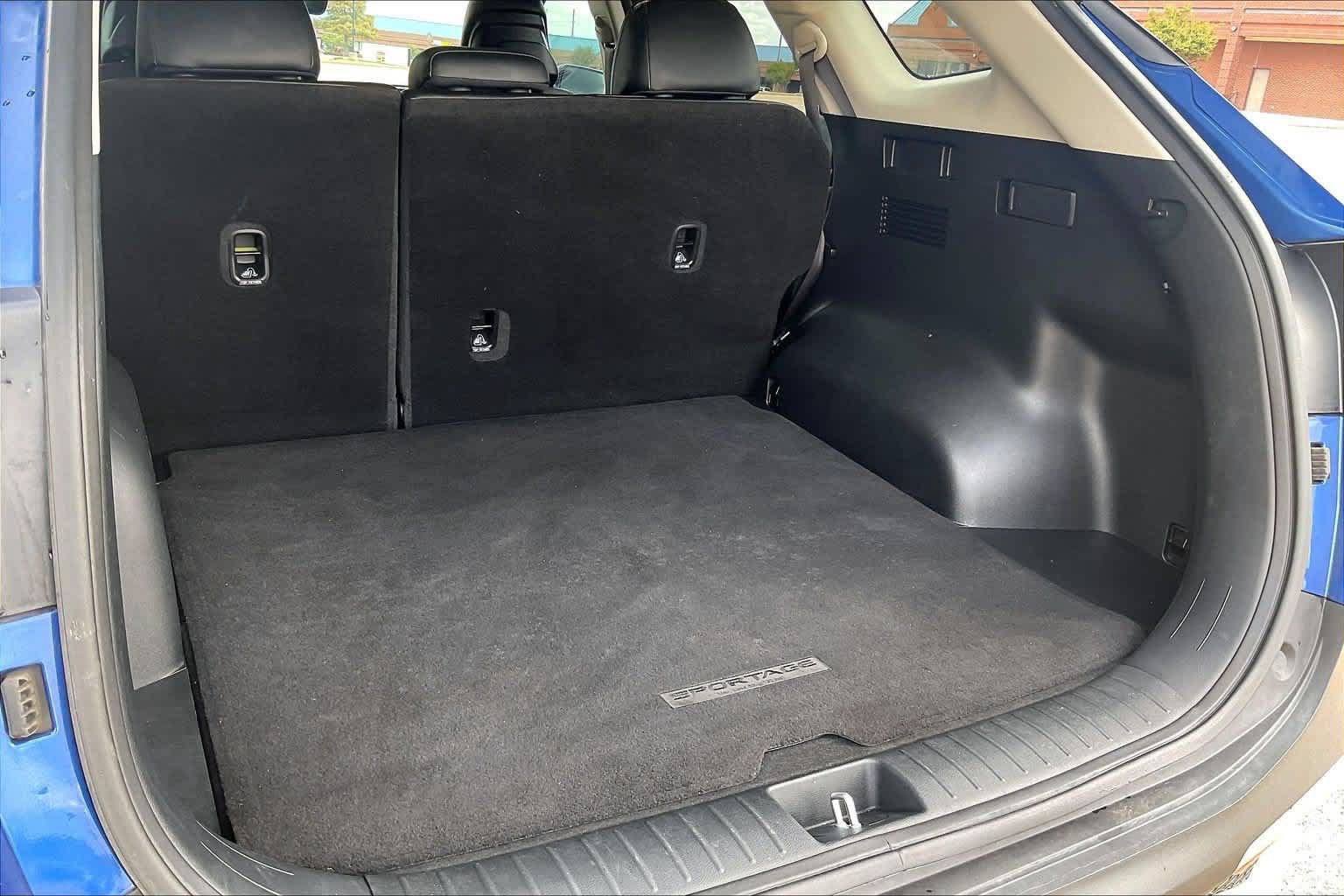 Certified 2025 Kia Sportage EX FWD image 16