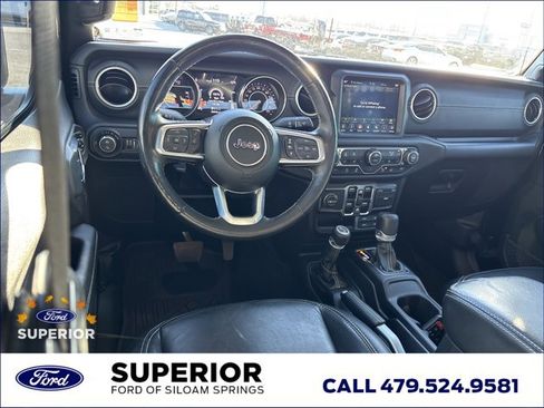 Used 2020 Jeep Gladiator Overland image 18