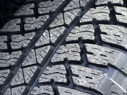 Used 2020 Jeep Wrangler Unlimited Sahara image 24