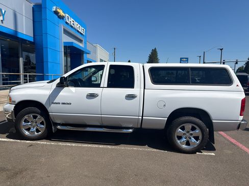 Used 2004 Dodge Ram 1500 Truck SLT w/ Big Horn Quad Cab Value Group AWD/4WD image 5