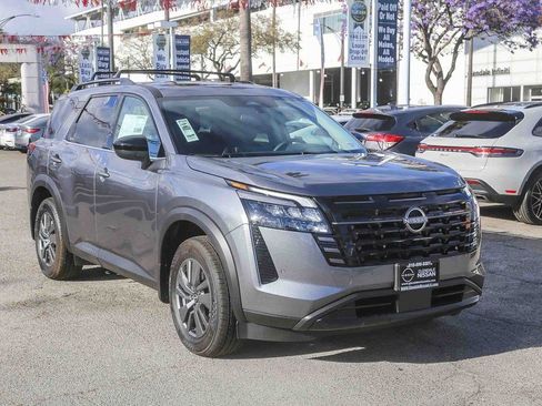 New 2026 Nissan Pathfinder SV FWD image 3