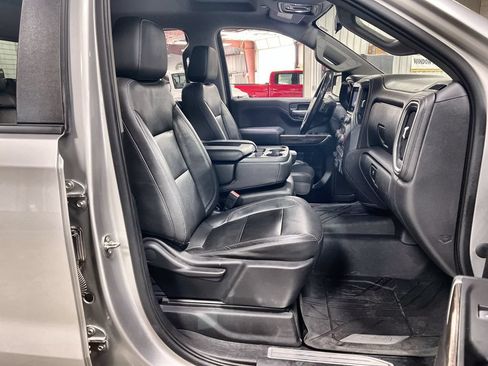 Used 2019 Chevrolet Silverado 1500 LT w/ Texas Edition AWD/4WD image 29