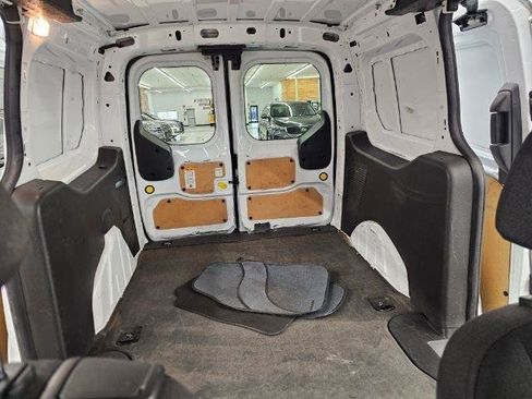 Used 2017 Ford Transit Connect XLT image 30