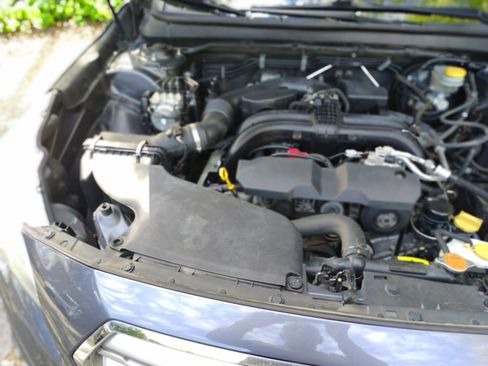 Used 2015 Subaru Outback 2.5i Limited AWD/4WD image 27