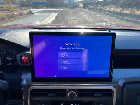 Used 2025 Toyota Tacoma TRD Off-Road image 19