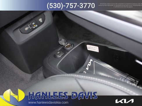 New 2025 Kia EV6 Light RWD image 15