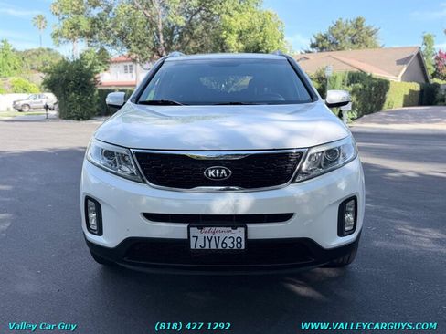 Used 2015 Kia Sorento LX FWD image 2