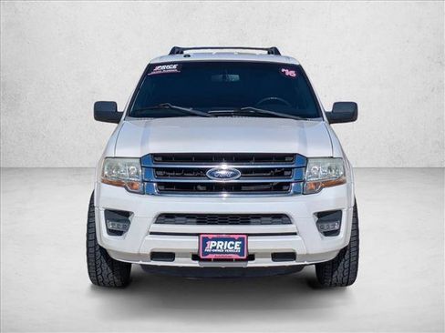 Used 2016 Ford Expedition XLT w/ Equipment Group 202A image 2