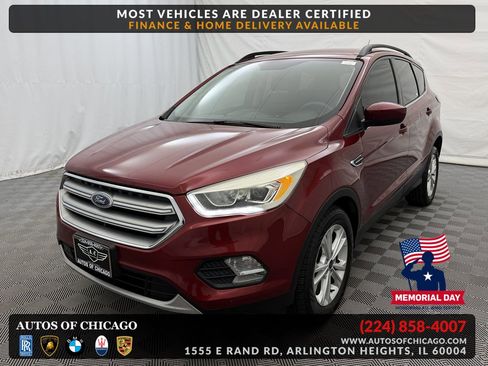 Used 2017 Ford Escape SE w/ SE Leather Comfort Package FWD image 1