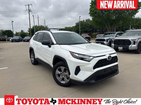 Used 2025 Toyota RAV4 LE image 1