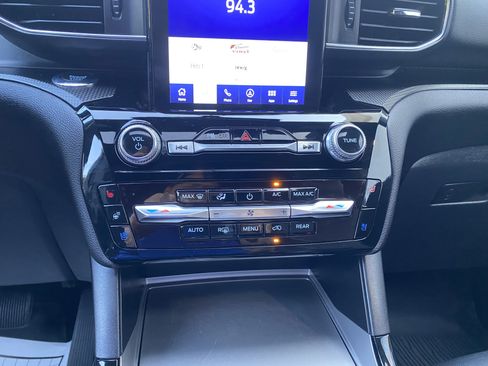 Used 2023 Ford Explorer ST w/ Equipment Group 401A AWD/4WD image 26