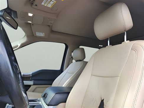 Used 2017 Ford F150 Lariat w/ Equipment Group 502A Luxury AWD/4WD image 25