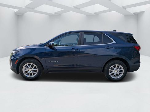 Used 2022 Chevrolet Equinox LT w/ Driver Convenience Package AWD/4WD image 6