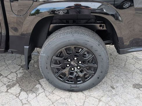 New 2026 Chevrolet Colorado W/T w/ WT Custom Package AWD/4WD image 33