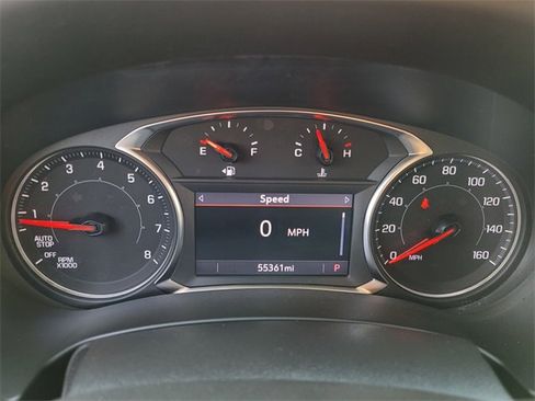 Used 2023 GMC Terrain SLT image 27