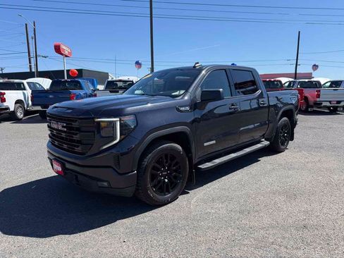 Used 2022 GMC Sierra 1500 Elevation w/ X31 Off-Road Package AWD/4WD image 3