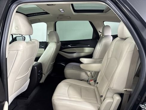 Used 2022 Buick Enclave Premium w/ Experience Buick Package AWD/4WD image 23